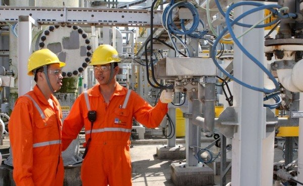 quinn-vietnam-manpower-refining-petrochemical-service-staff